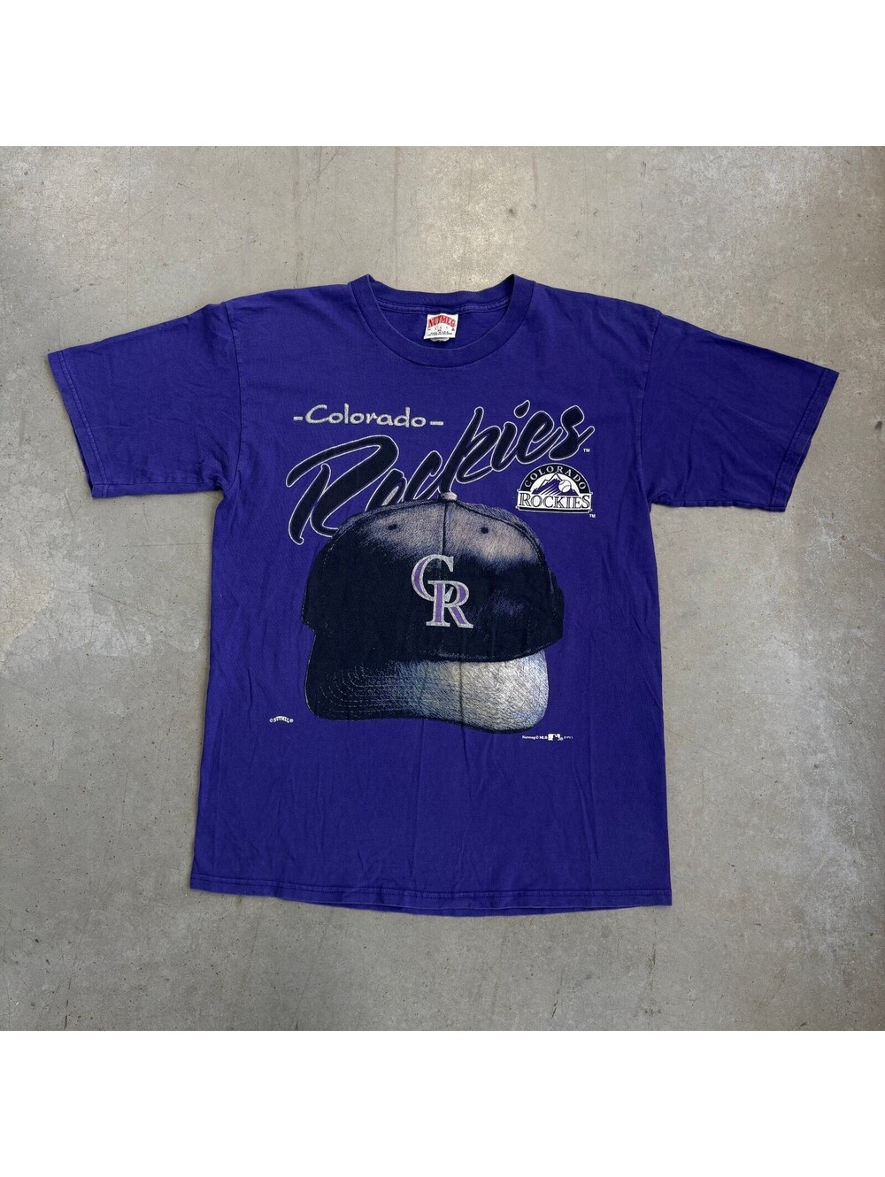 Vintage 90s MLB Colorado Rockies Baseball Cap Graphic T-Shirt Extra Large Purple